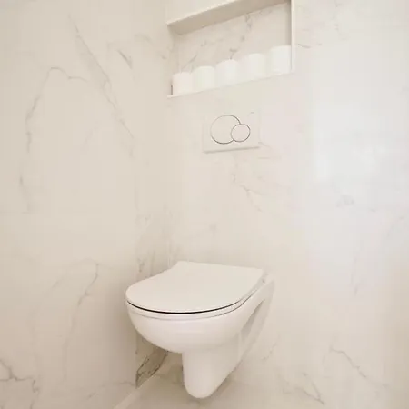 Petite Cosy Avec Jardin Saint-Laurent-du-Var